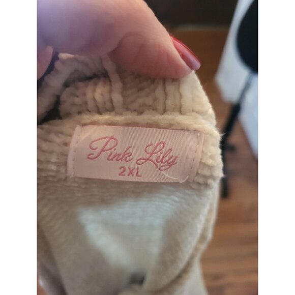 Ivory, Chenille V Neck Sweater Pink Lily 2XL Cozy Comfy Winter Neutral Minimal - Picture 3 of 8